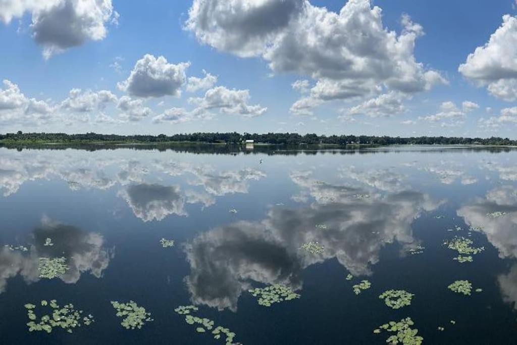 Lake Valrico'S Camelot Court With Heated Pool & Access To Private Lake Kültér fotó